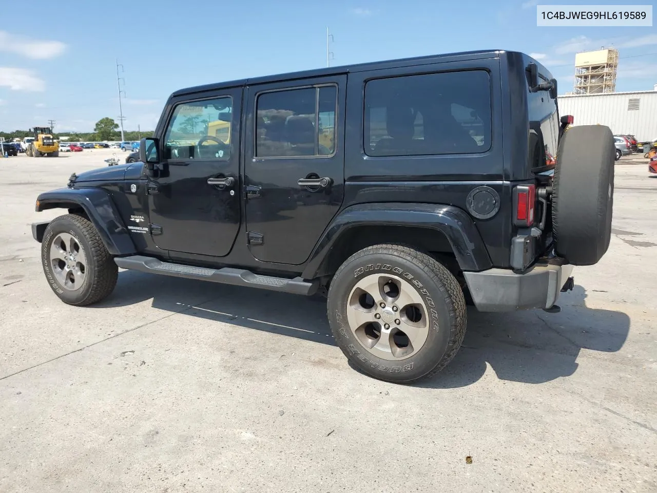 1C4BJWEG9HL619589 2017 Jeep Wrangler Unlimited Sahara