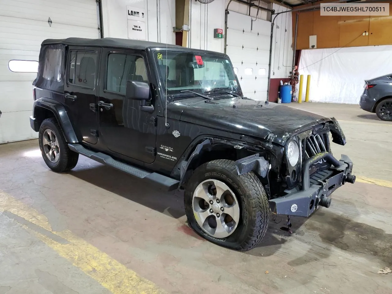 2017 Jeep Wrangler Unlimited Sahara VIN: 1C4BJWEG5HL700511 Lot: 71957364