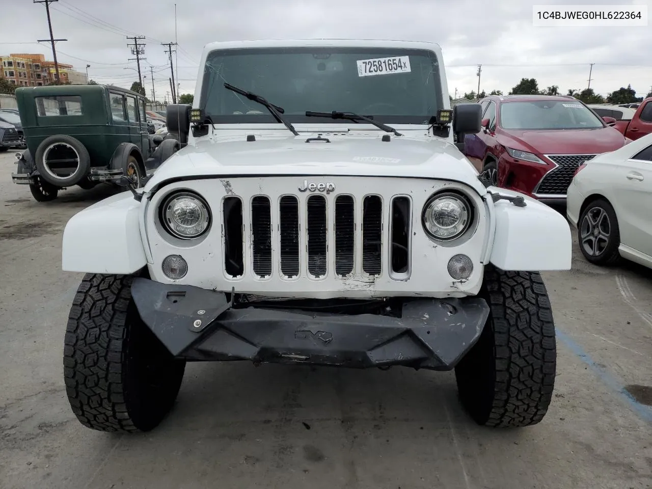 1C4BJWEG0HL622364 2017 Jeep Wrangler Unlimited Sahara