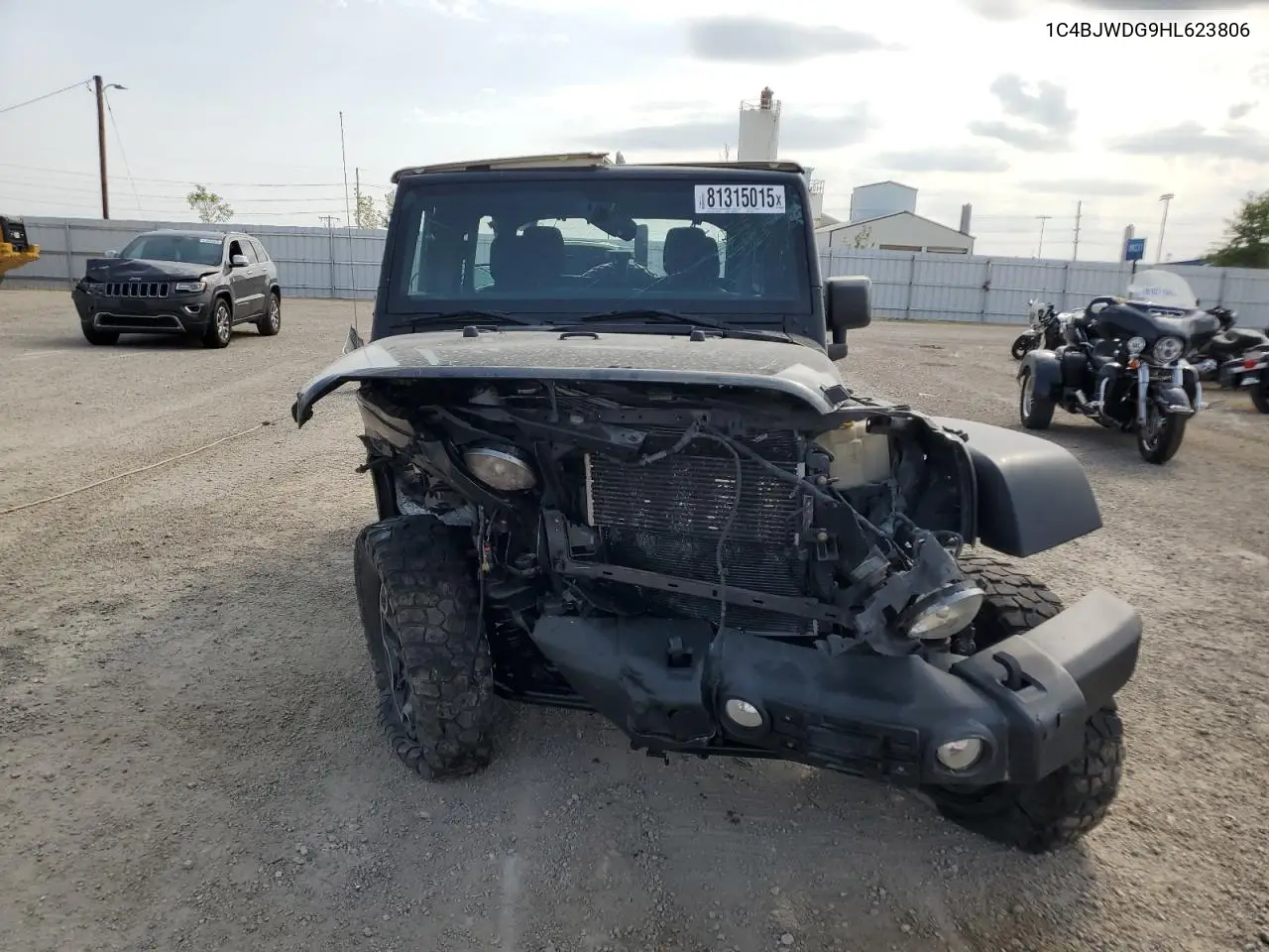1C4BJWDG9HL623806 2017 Jeep Wrangler Unlimited Sport