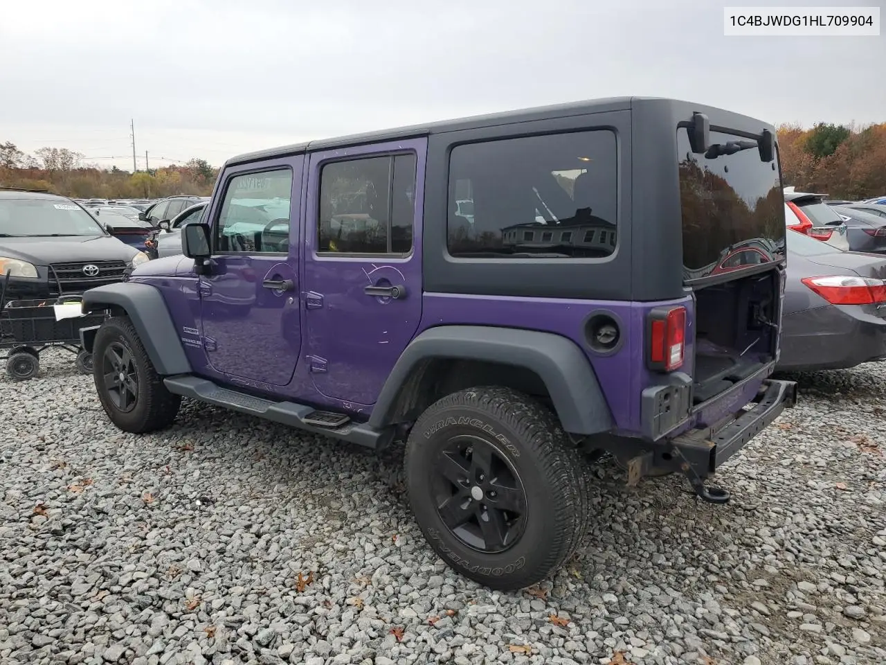 1C4BJWDG1HL709904 2017 Jeep Wrangler Unlimited Sport