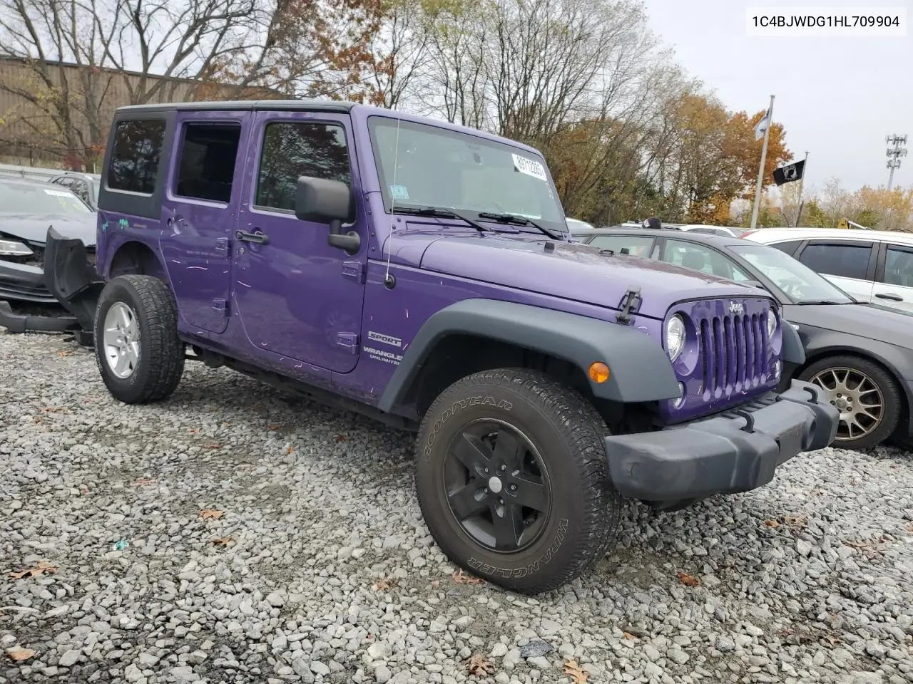 1C4BJWDG1HL709904 2017 Jeep Wrangler Unlimited Sport