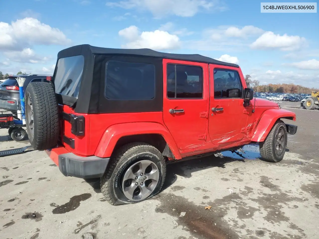 1C4BJWEGXHL506900 2017 Jeep Wrangler Unlimited Sahara