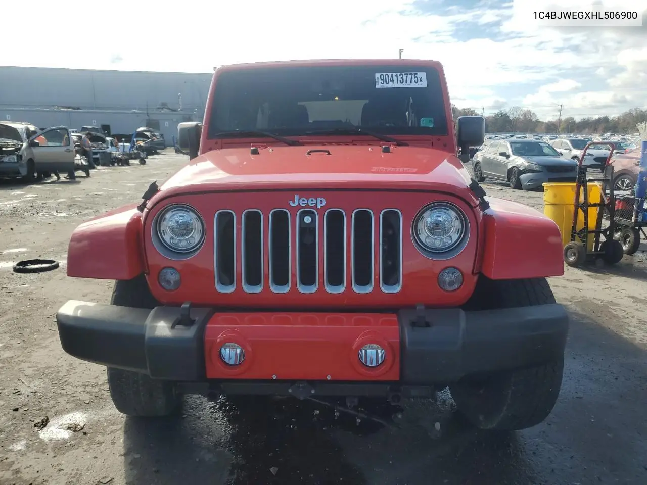 1C4BJWEGXHL506900 2017 Jeep Wrangler Unlimited Sahara