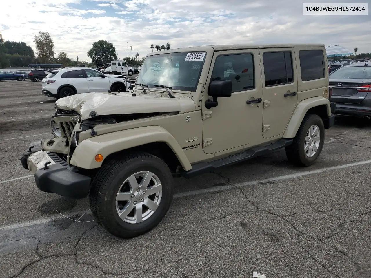 1C4BJWEG9HL572404 2017 Jeep Wrangler Unlimited Sahara