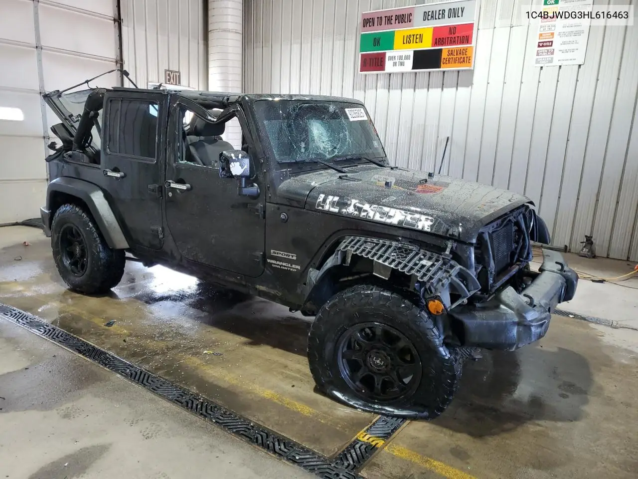 1C4BJWDG3HL616463 2017 Jeep Wrangler Unlimited Sport