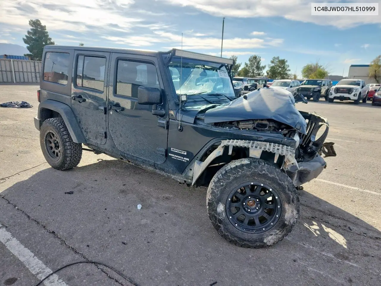 1C4BJWDG7HL510999 2017 Jeep Wrangler Unlimited Sport