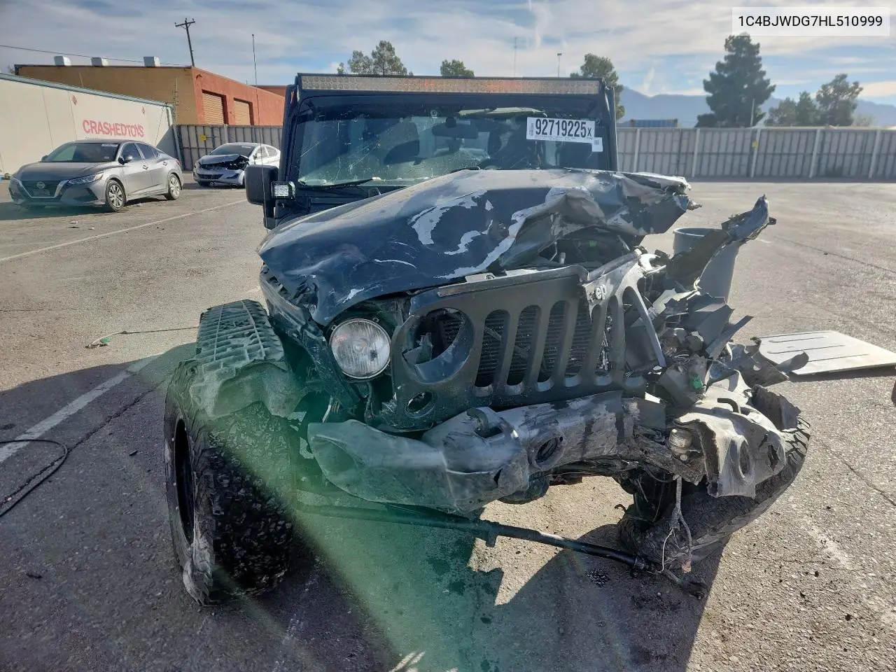 1C4BJWDG7HL510999 2017 Jeep Wrangler Unlimited Sport