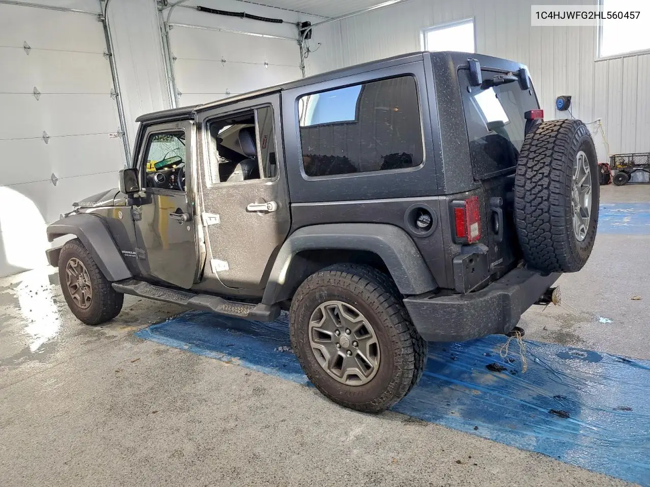 1C4HJWFG2HL560457 2017 Jeep Wrangler Unlimited Rubicon
