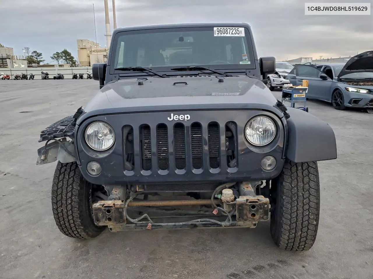 1C4BJWDG8HL519629 2017 Jeep Wrangler Unlimited Sport
