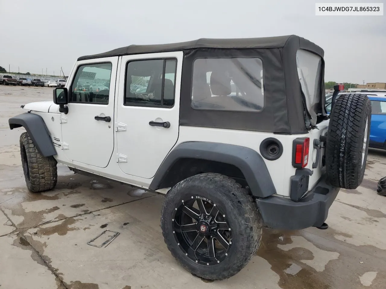 1C4BJWDG7JL865323 2018 Jeep Wrangler Unlimited Sport