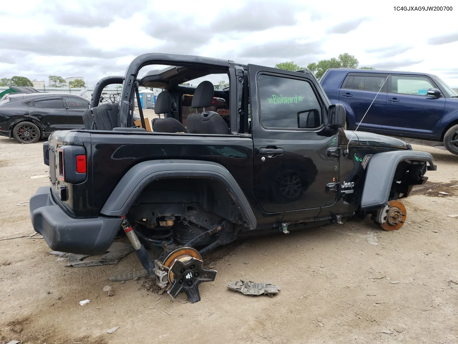 2018 Jeep Wrangler Sport VIN: 1C4GJXAG9JW200700 Lot: 60665924