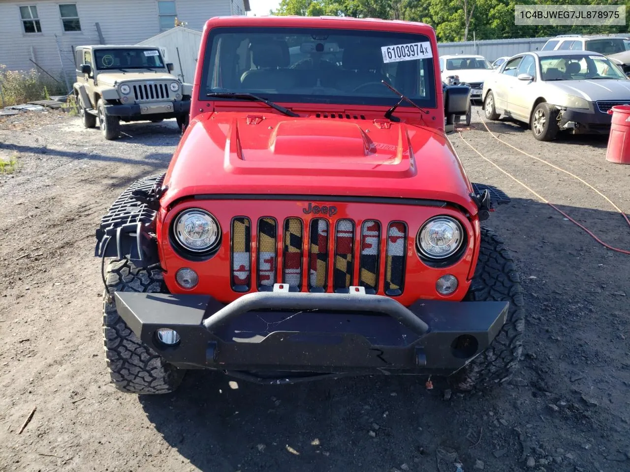 1C4BJWEG7JL878975 2018 Jeep Wrangler Unlimited Sahara