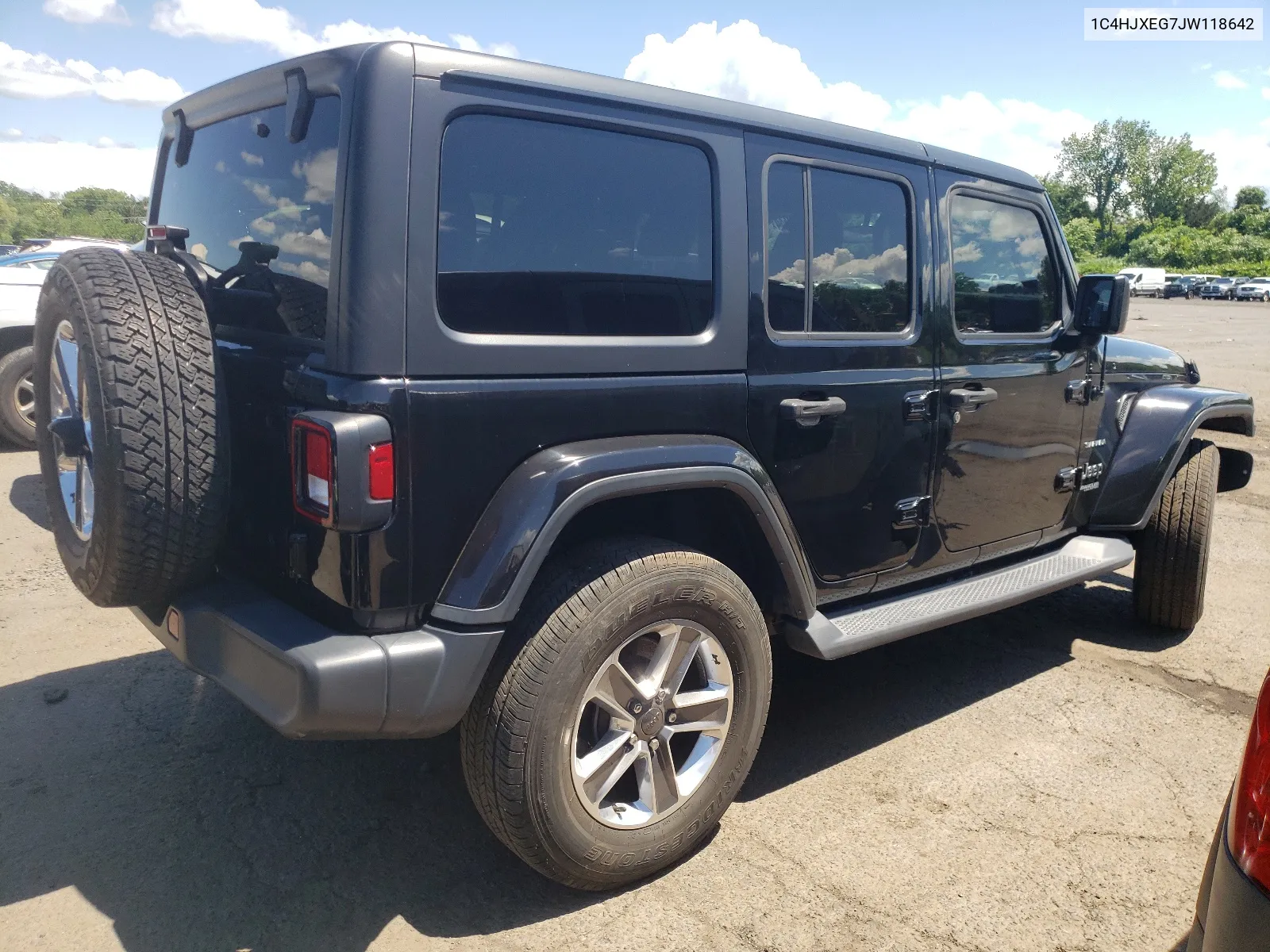 2018 Jeep Wrangler Unlimited Sahara VIN: 1C4HJXEG7JW118642 Lot: 61092034