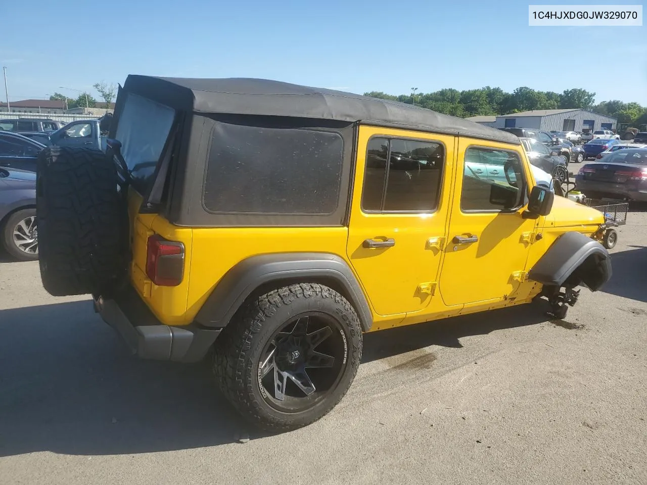 2018 Jeep Wrangler Unlimited Sport VIN: 1C4HJXDG0JW329070 Lot: 61302594