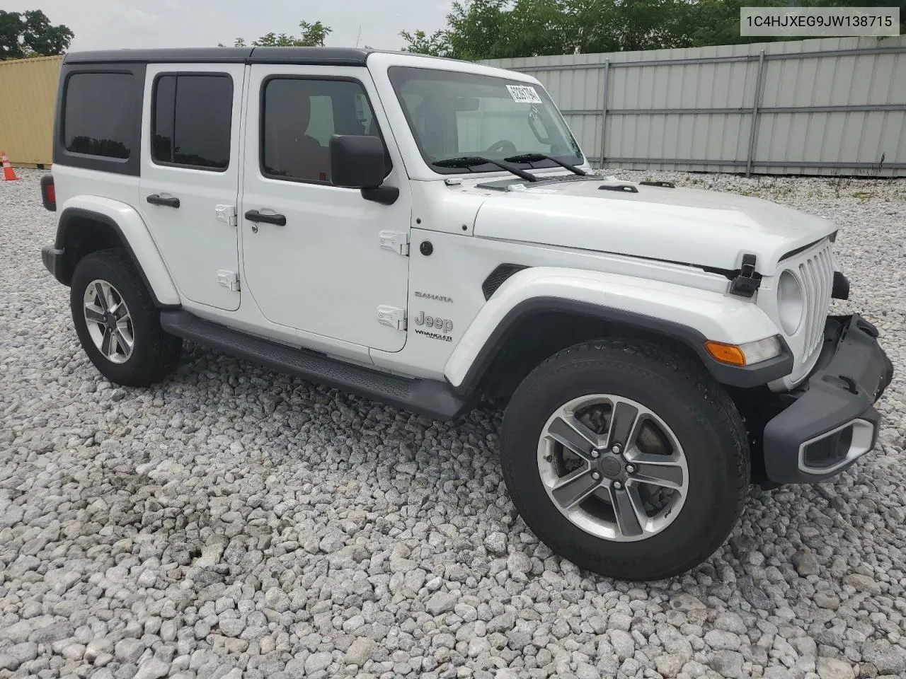 1C4HJXEG9JW138715 2018 Jeep Wrangler Unlimited Sahara