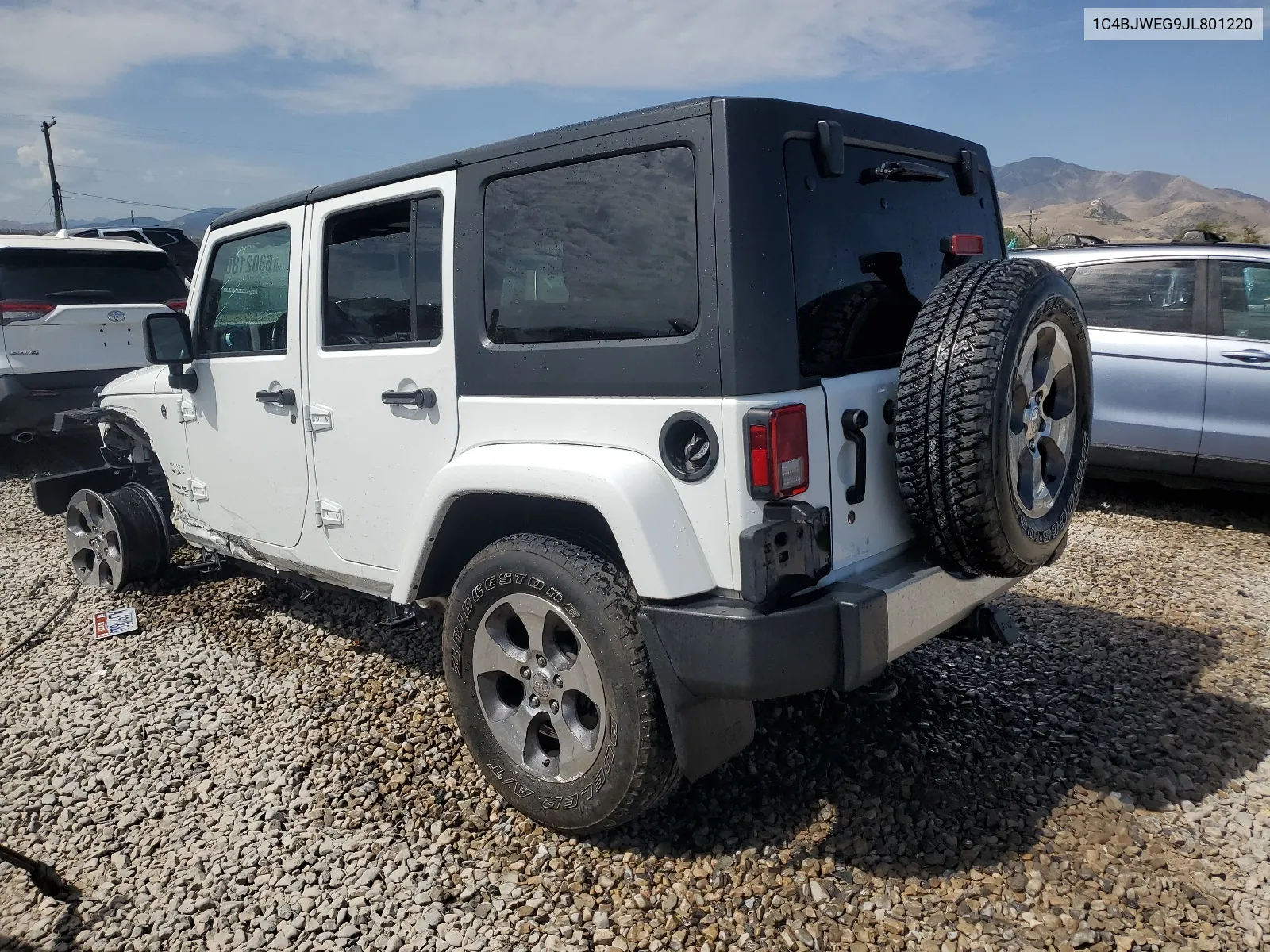 2018 Jeep Wrangler Unlimited Sahara VIN: 1C4BJWEG9JL801220 Lot: 63021864