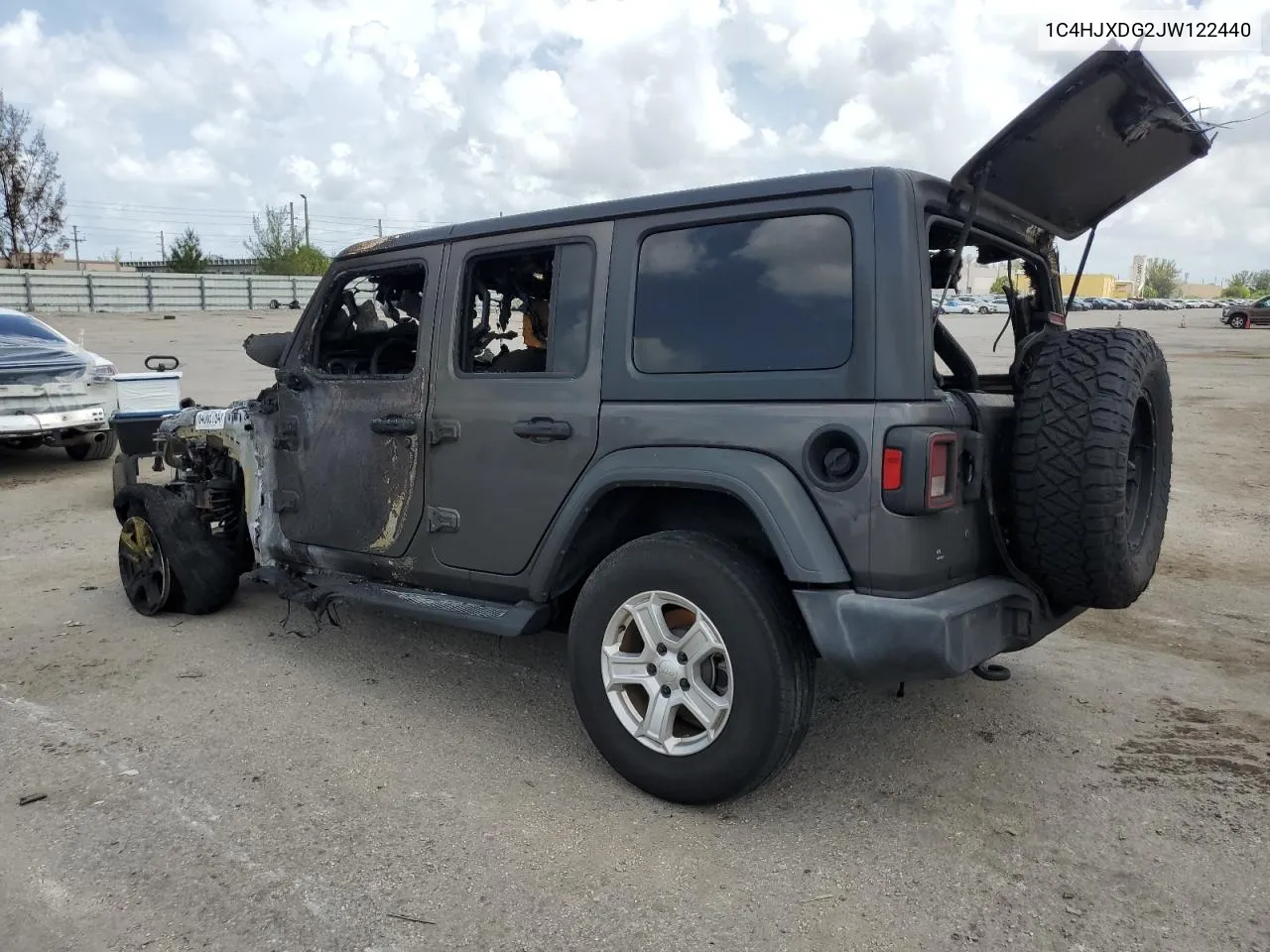 1C4HJXDG2JW122440 2018 Jeep Wrangler Unlimited Sport