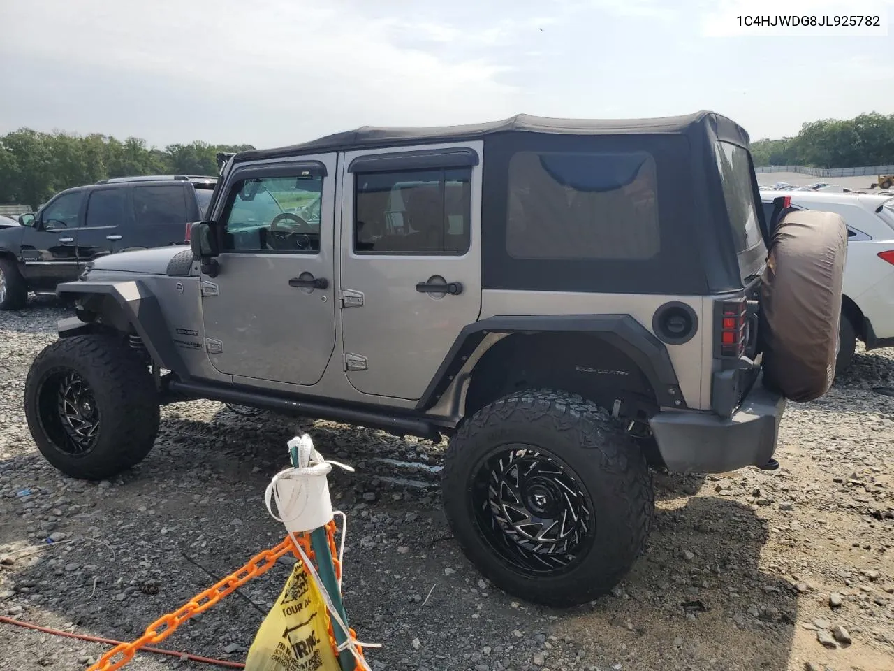 2018 Jeep Wrangler Unlimited Sport VIN: 1C4HJWDG8JL925782 Lot: 65468664