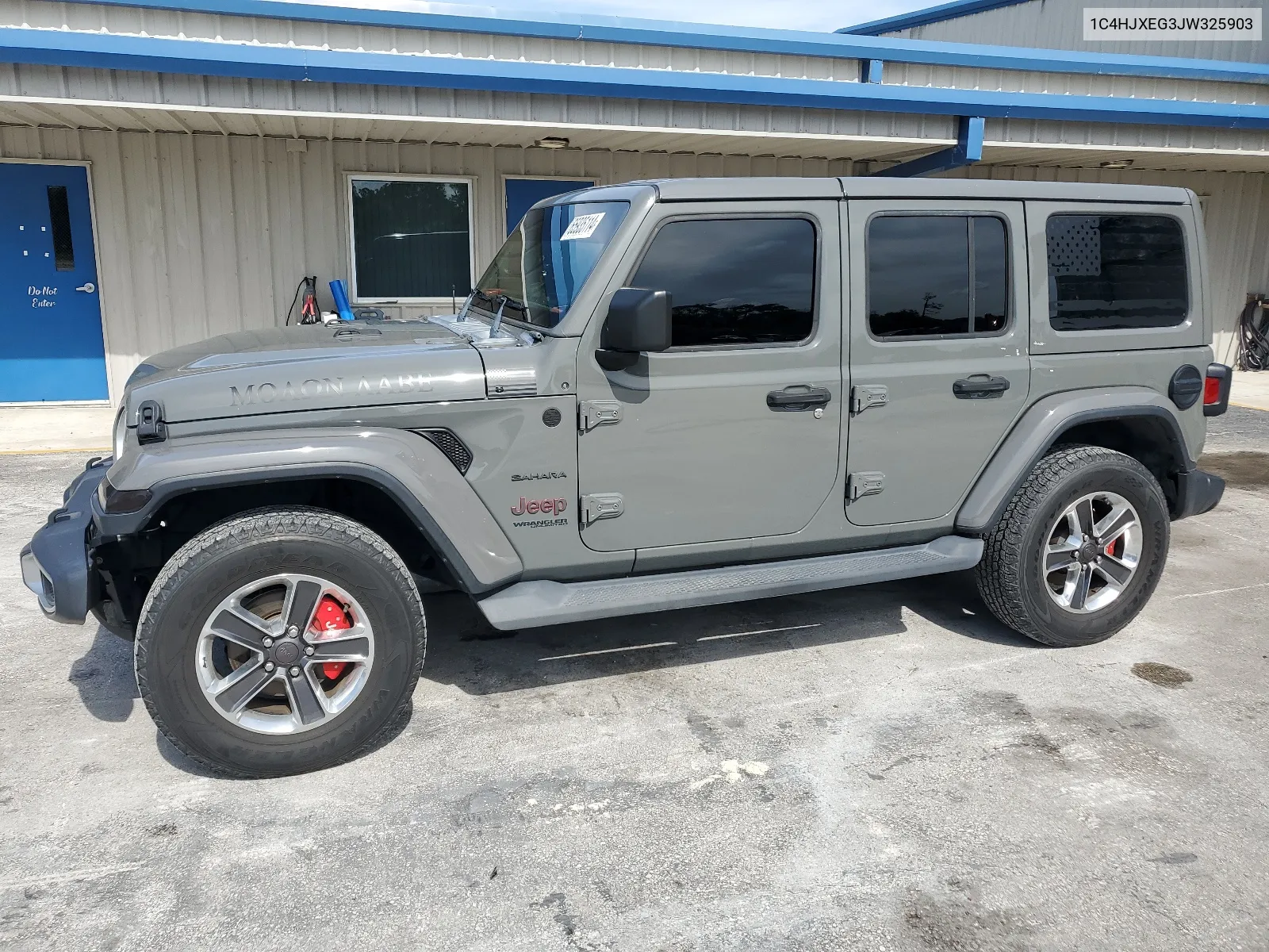 2018 Jeep Wrangler Unlimited Sahara VIN: 1C4HJXEG3JW325903 Lot: 65935114