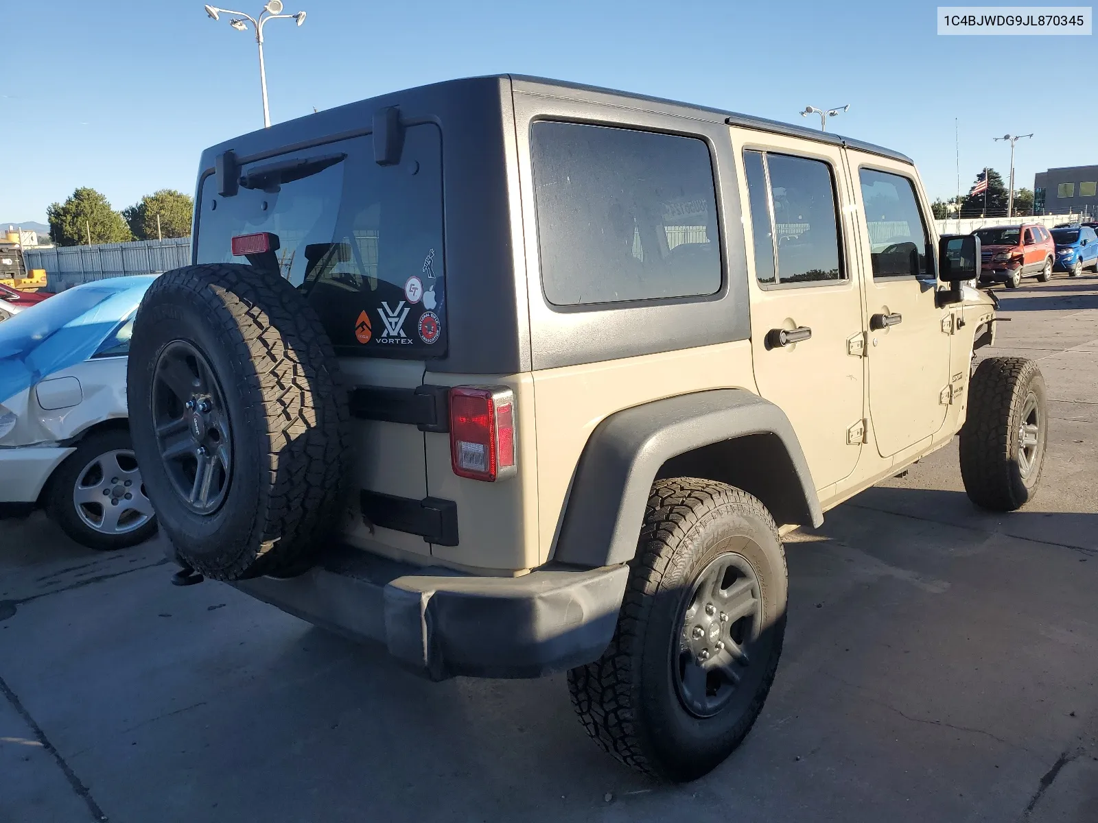 1C4BJWDG9JL870345 2018 Jeep Wrangler Unlimited Sport