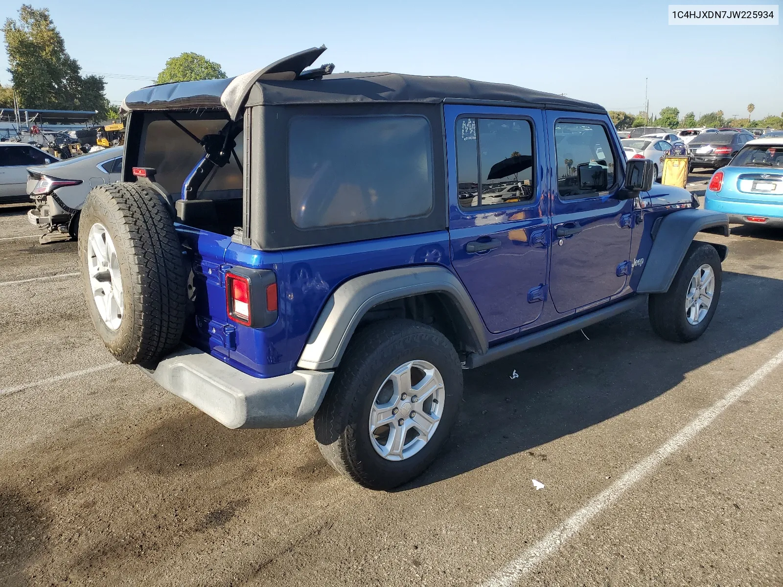 2018 Jeep Wrangler Unlimited Sport VIN: 1C4HJXDN7JW225934 Lot: 69030794