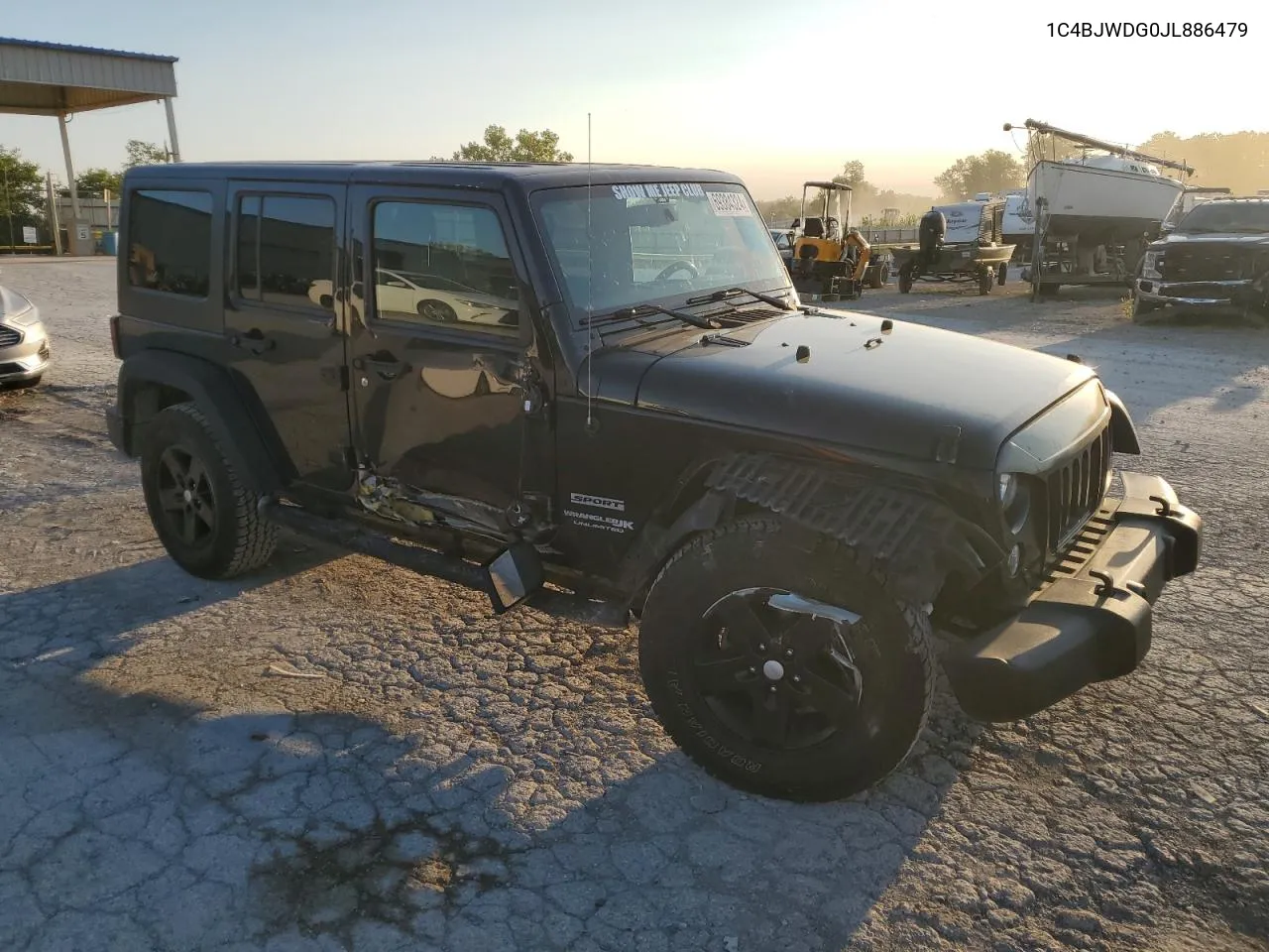 1C4BJWDG0JL886479 2018 Jeep Wrangler Unlimited Sport