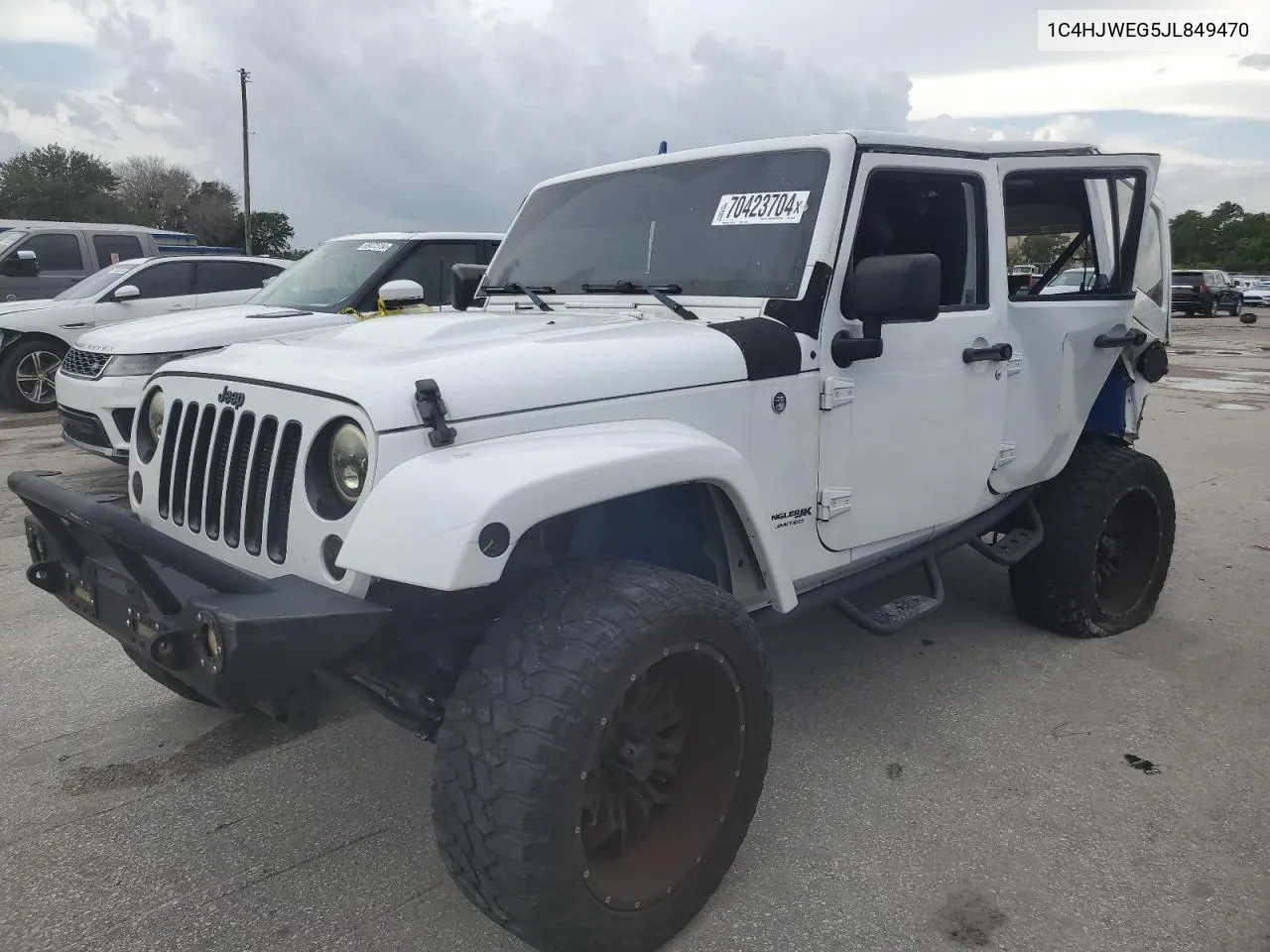 2018 Jeep Wrangler Unlimited Sahara VIN: 1C4HJWEG5JL849470 Lot: 70423704