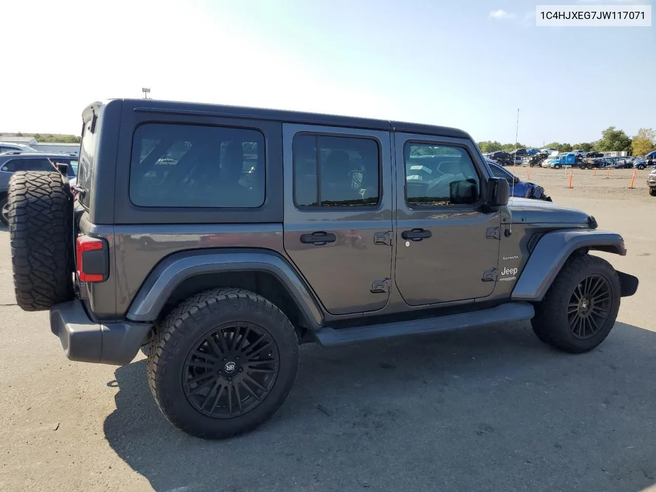 1C4HJXEG7JW117071 2018 Jeep Wrangler Unlimited Sahara