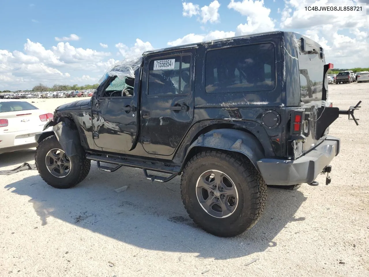 2018 Jeep Wrangler Unlimited Sahara VIN: 1C4BJWEG8JL858721 Lot: 71556954