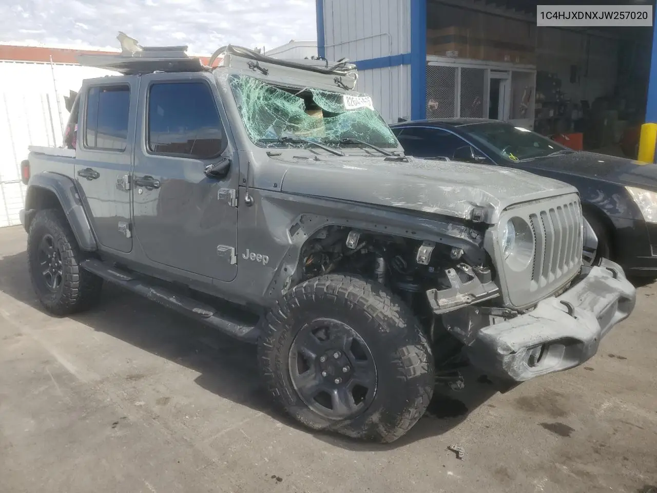 1C4HJXDNXJW257020 2018 Jeep Wrangler Unlimited Sport