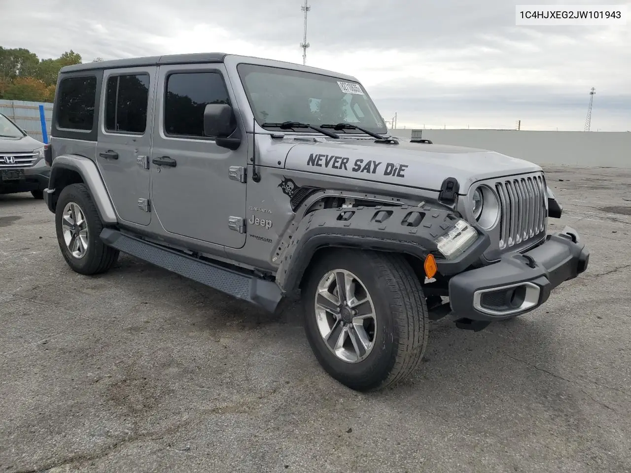 1C4HJXEG2JW101943 2018 Jeep Wrangler Unlimited Sahara