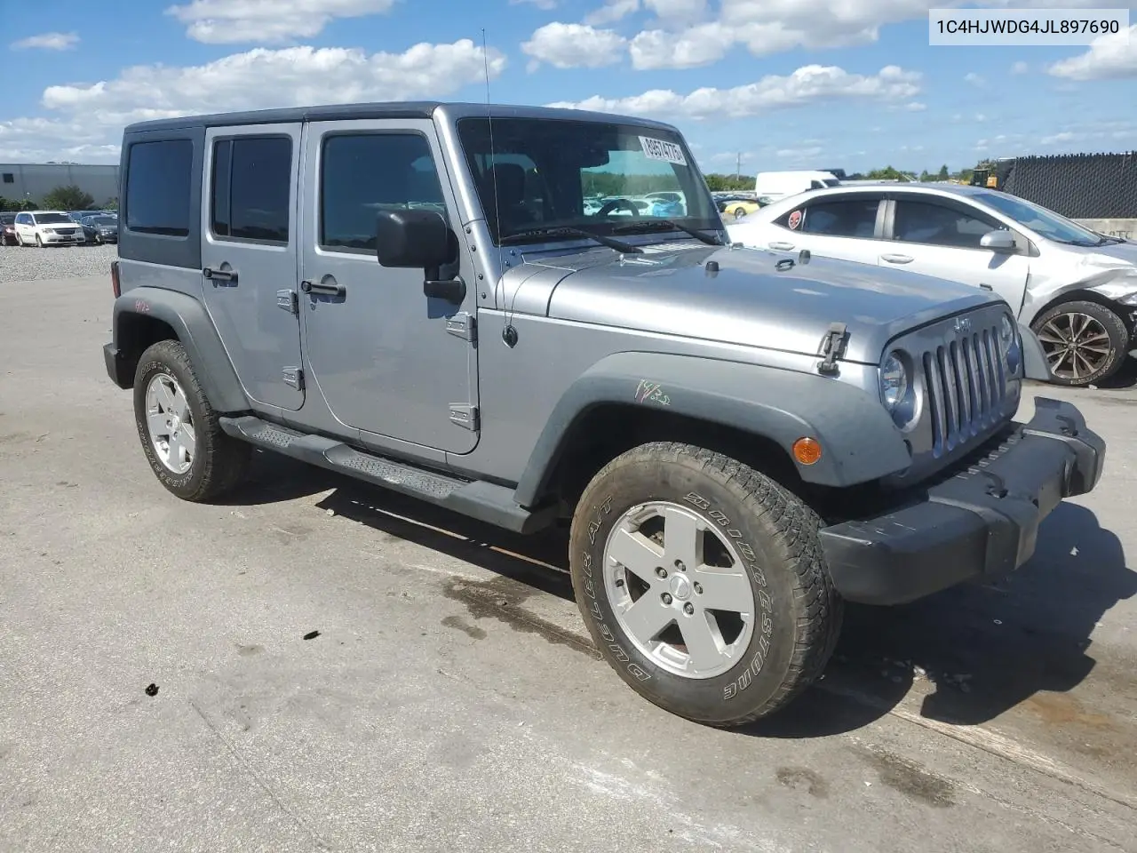 1C4HJWDG4JL897690 2018 Jeep Wrangler Unlimited Sport