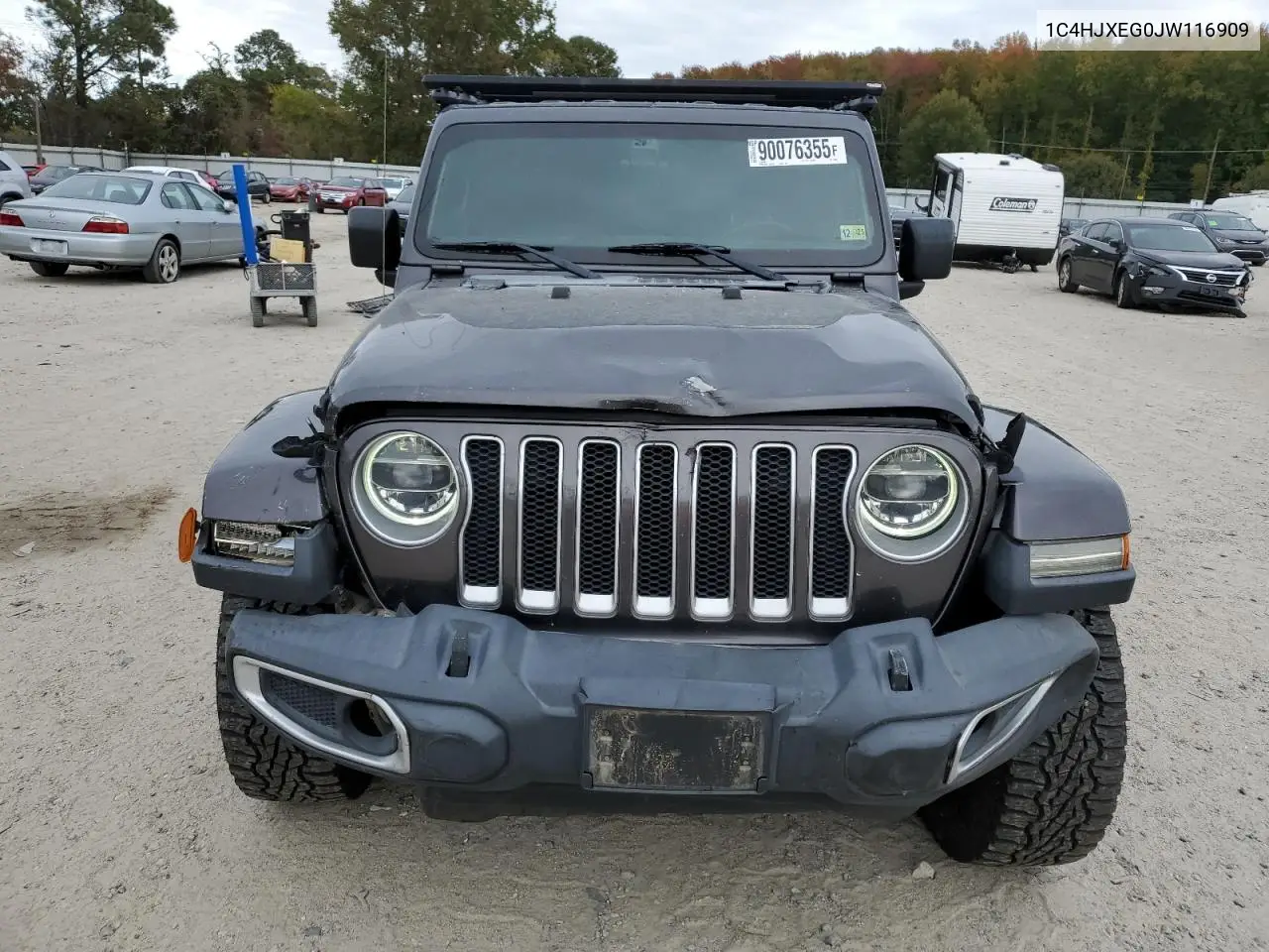 1C4HJXEG0JW116909 2018 Jeep Wrangler Unlimited Sahara