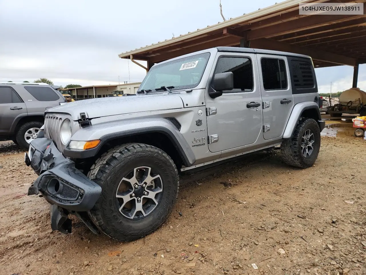 1C4HJXEG9JW138911 2018 Jeep Wrangler Unlimited Sahara