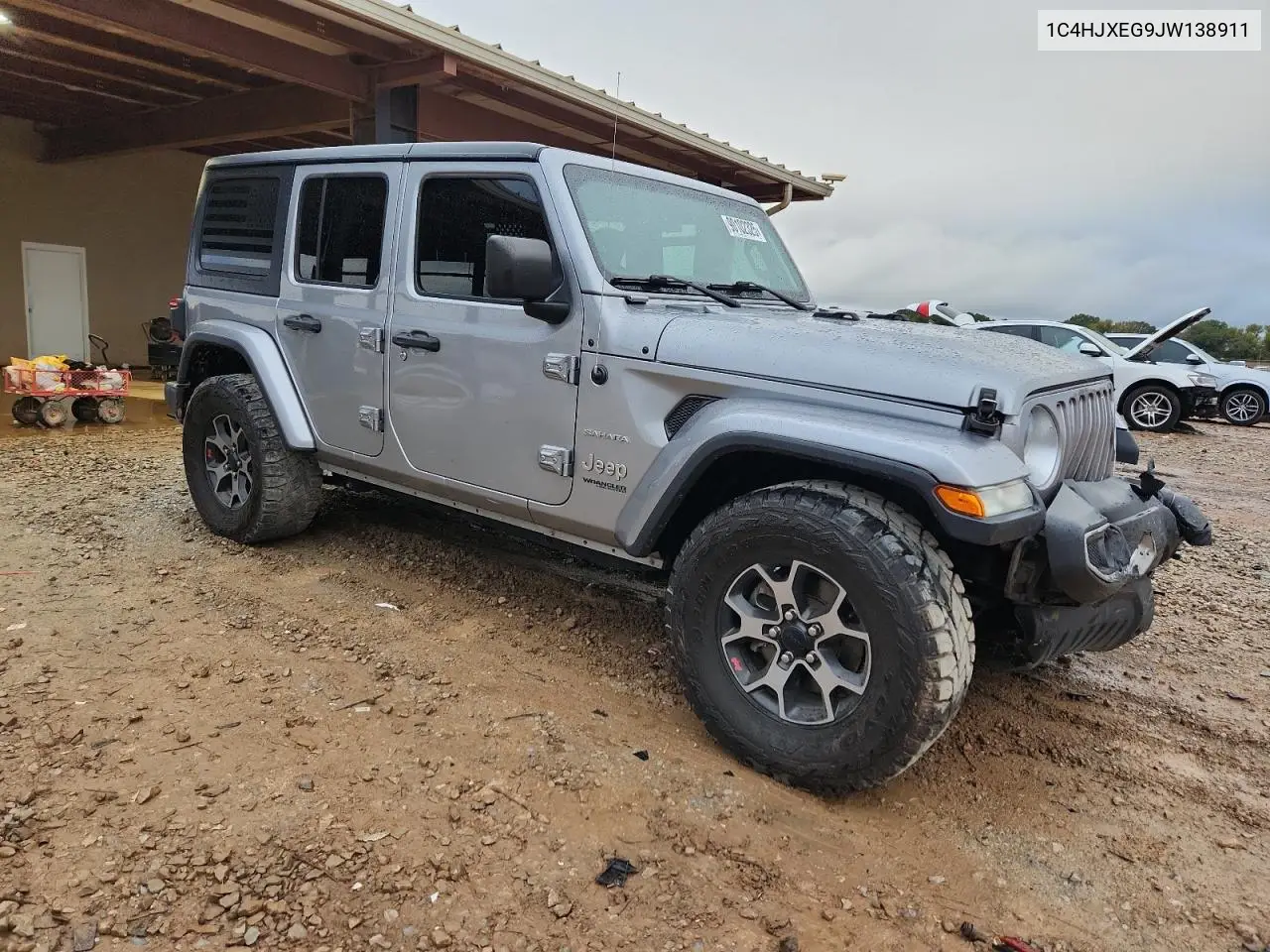 1C4HJXEG9JW138911 2018 Jeep Wrangler Unlimited Sahara