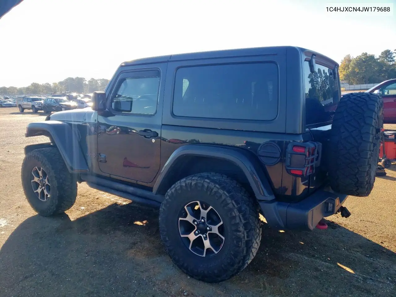 1C4HJXCN4JW179688 2018 Jeep Wrangler Rubicon