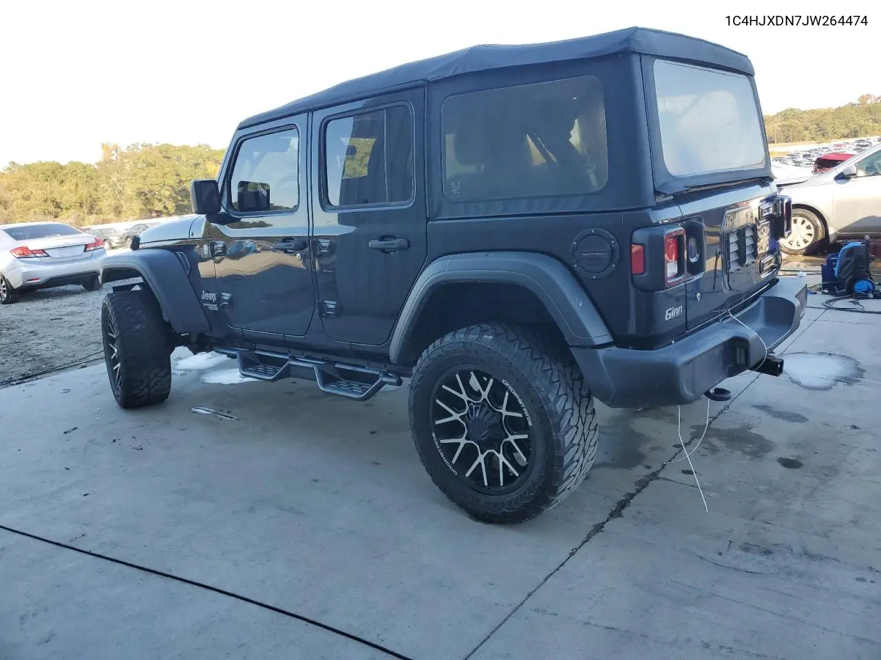1C4HJXDN7JW264474 2018 Jeep Wrangler Unlimited Sport
