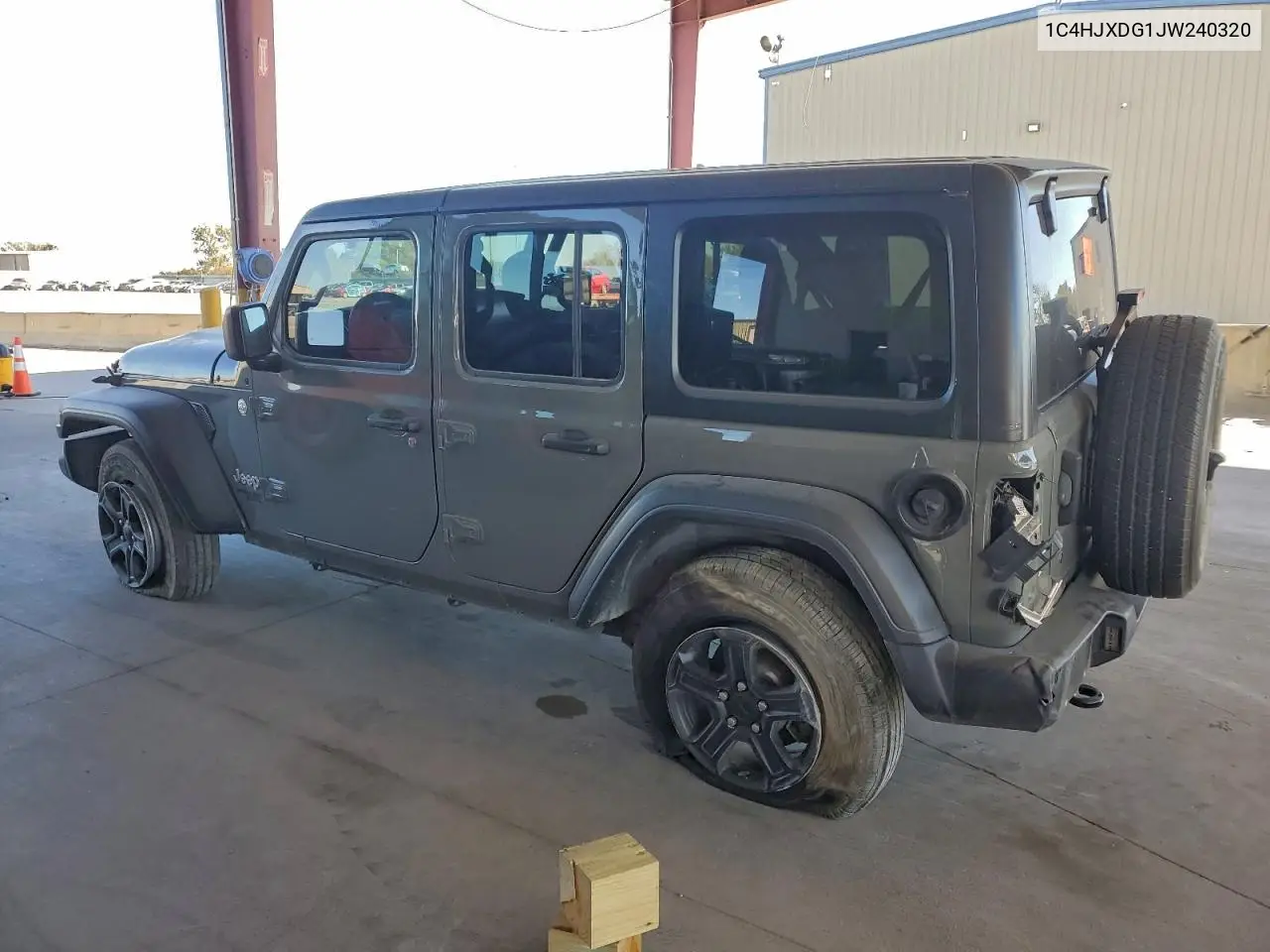 1C4HJXDG1JW240320 2018 Jeep Wrangler Unlimited Sport