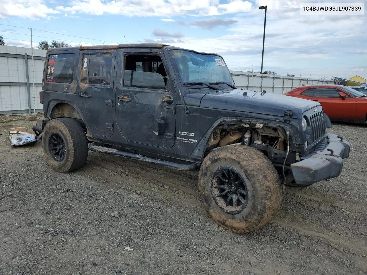 1C4BJWDG3JL907339 2018 Jeep Wrangler Unlimited Sport