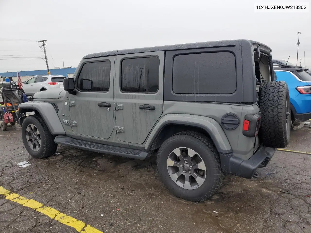 1C4HJXEN0JW213302 2018 Jeep Wrangler Unlimited Sahara