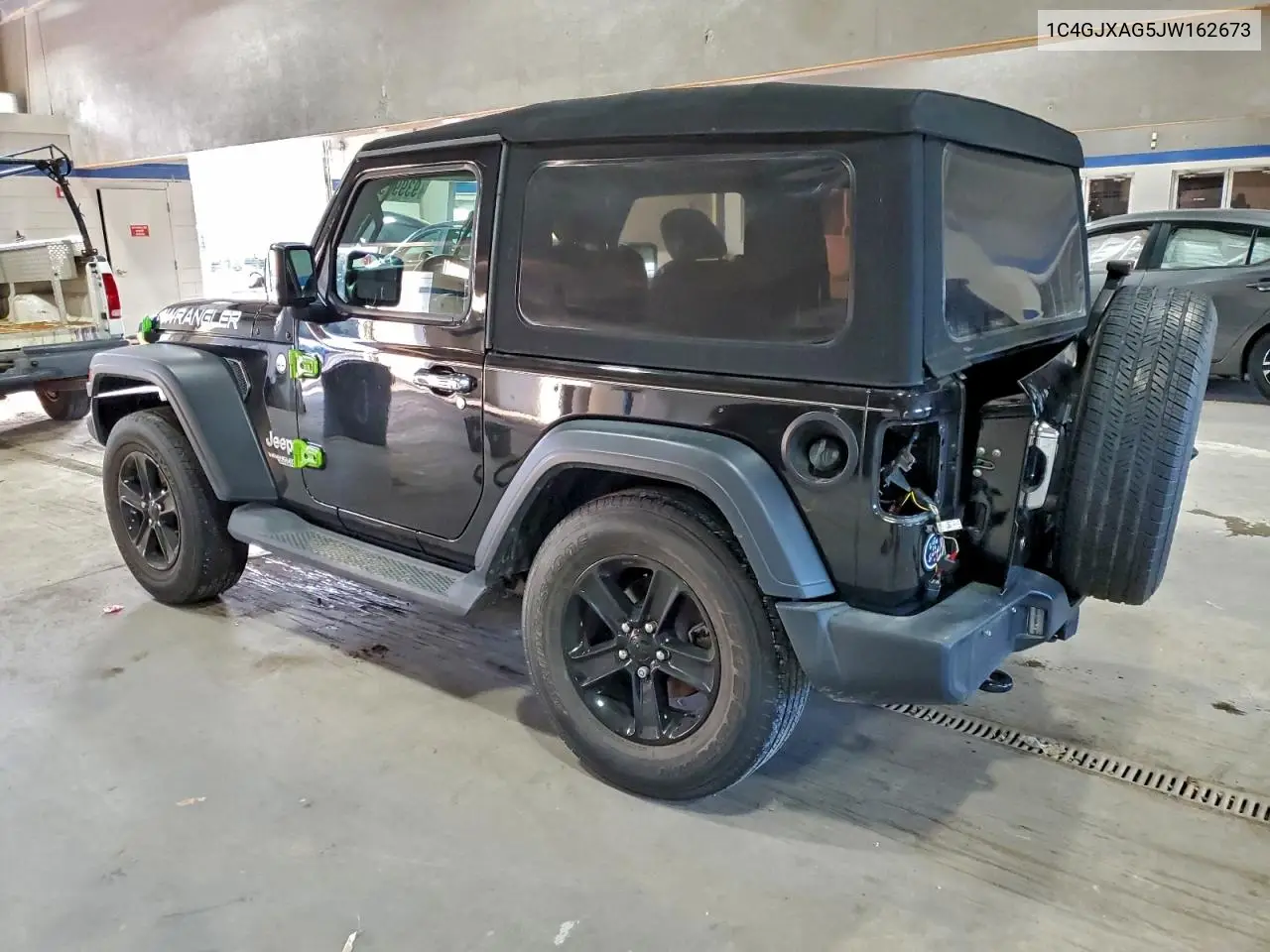 1C4GJXAG5JW162673 2018 Jeep Wrangler Sport