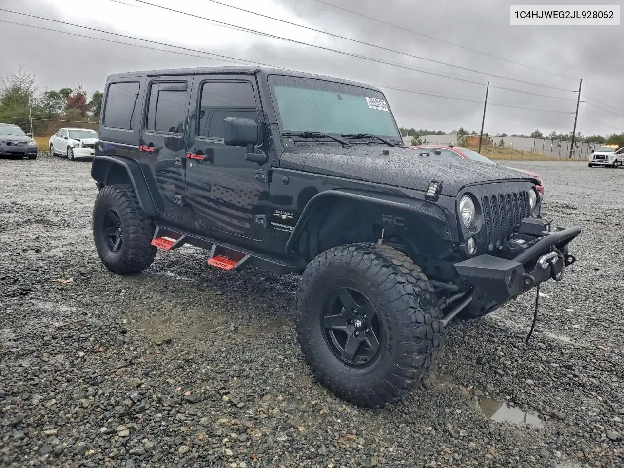 1C4HJWEG2JL928062 2018 Jeep Wrangler Unlimited Sahara