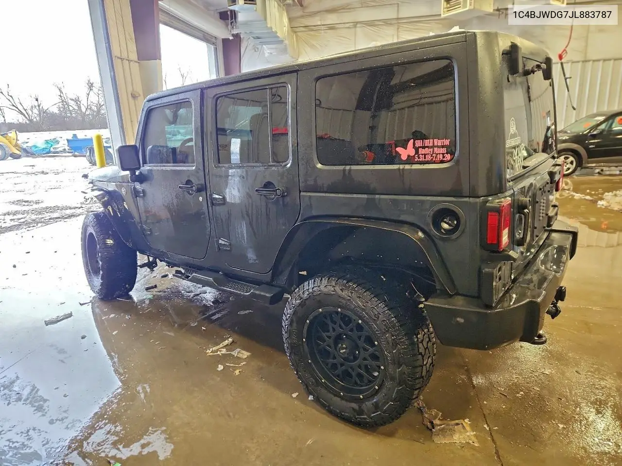 1C4BJWDG7JL883787 2018 Jeep Wrangler Unlimited Sport