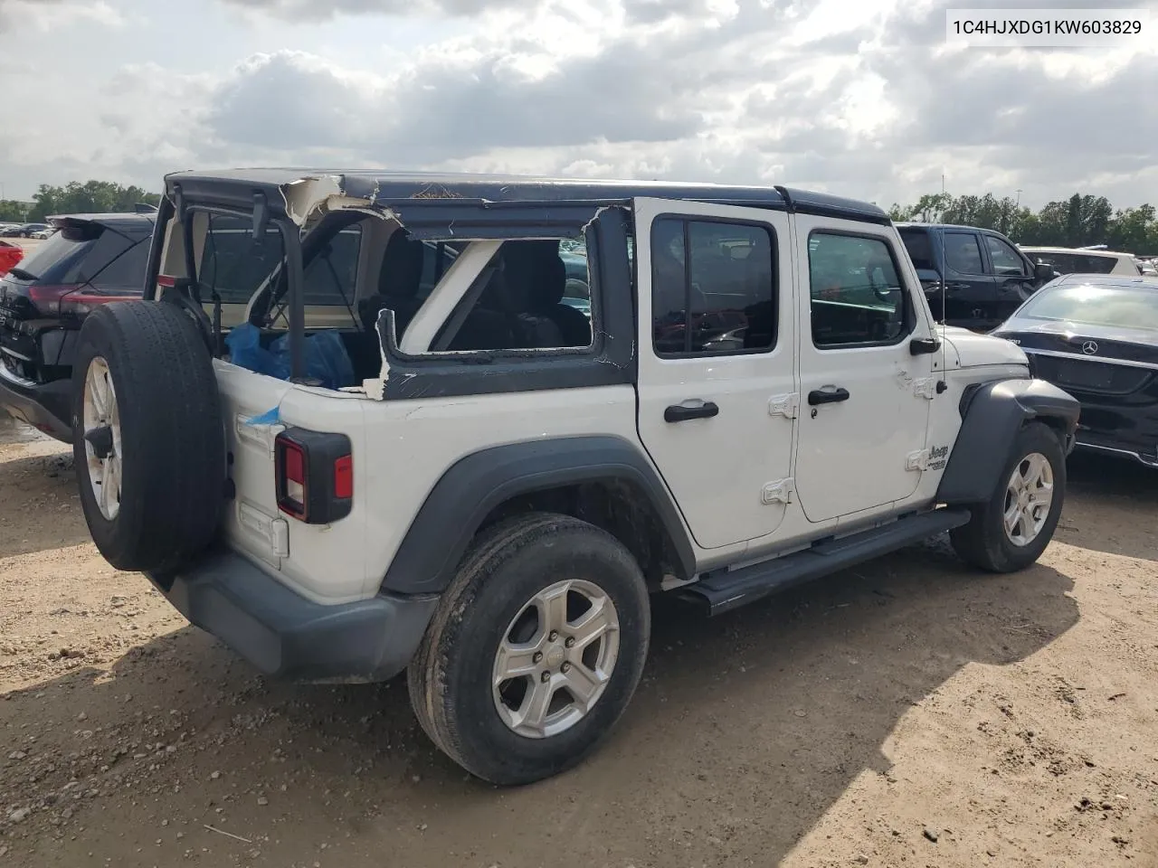 2019 Jeep Wrangler Unlimited Sport VIN: 1C4HJXDG1KW603829 Lot: 53805794