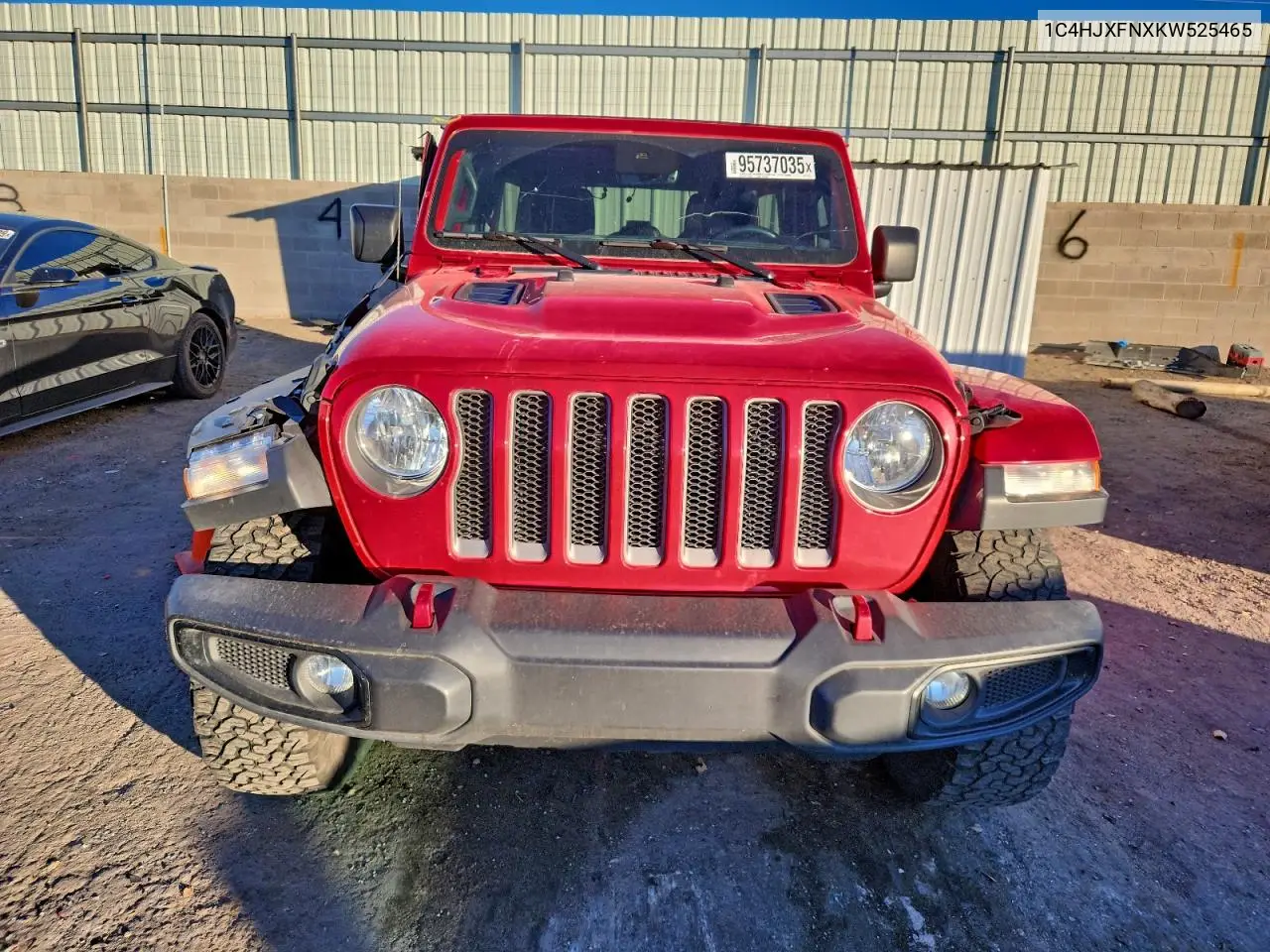 1C4HJXFNXKW525465 2019 Jeep Wrangler Unlimited Rubicon