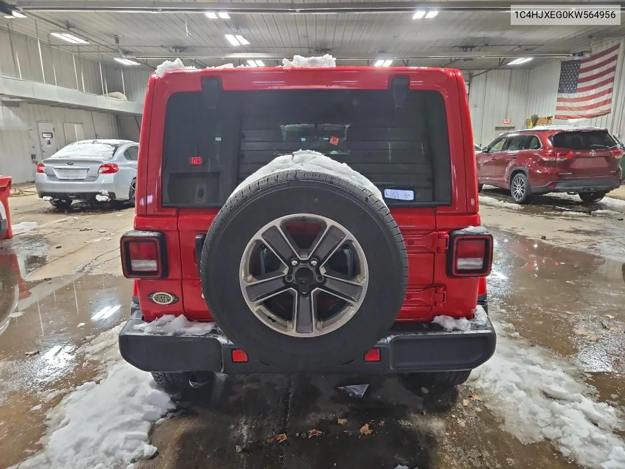 1C4HJXEG0KW564956 2019 Jeep Wrangler Unlimited Sahara