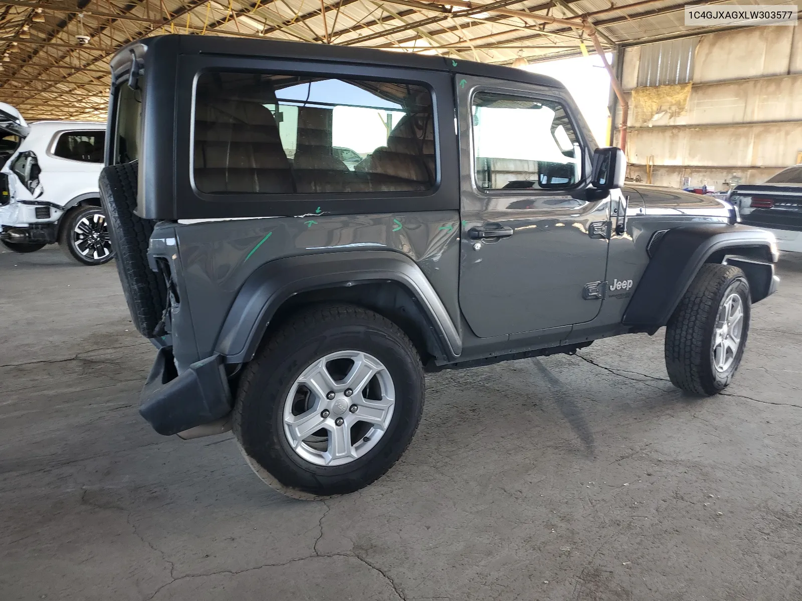 1C4GJXAGXLW303577 2020 Jeep Wrangler Sport