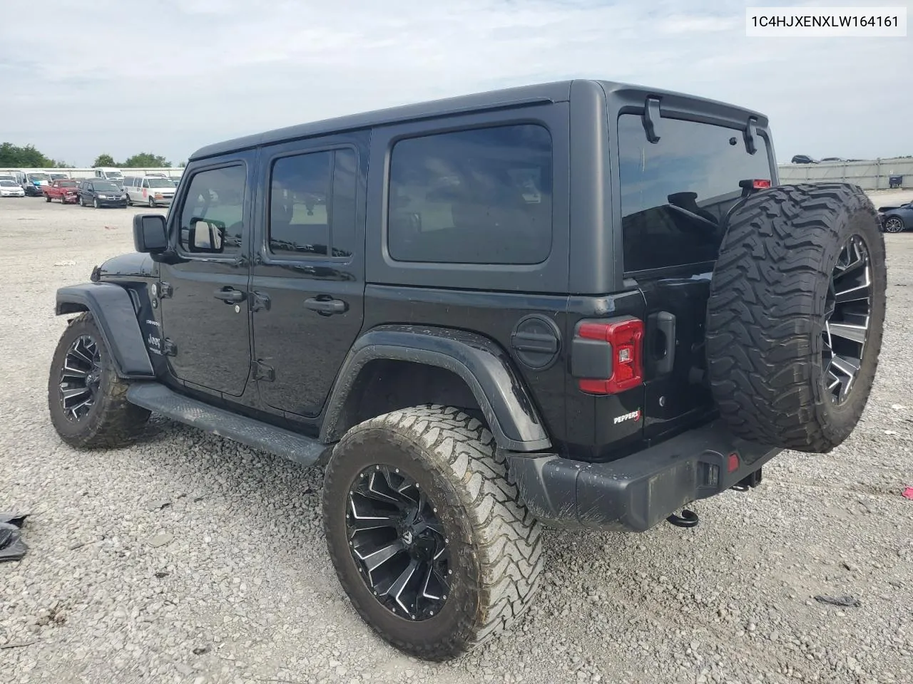 1C4HJXENXLW164161 2020 Jeep Wrangler Unlimited Sahara