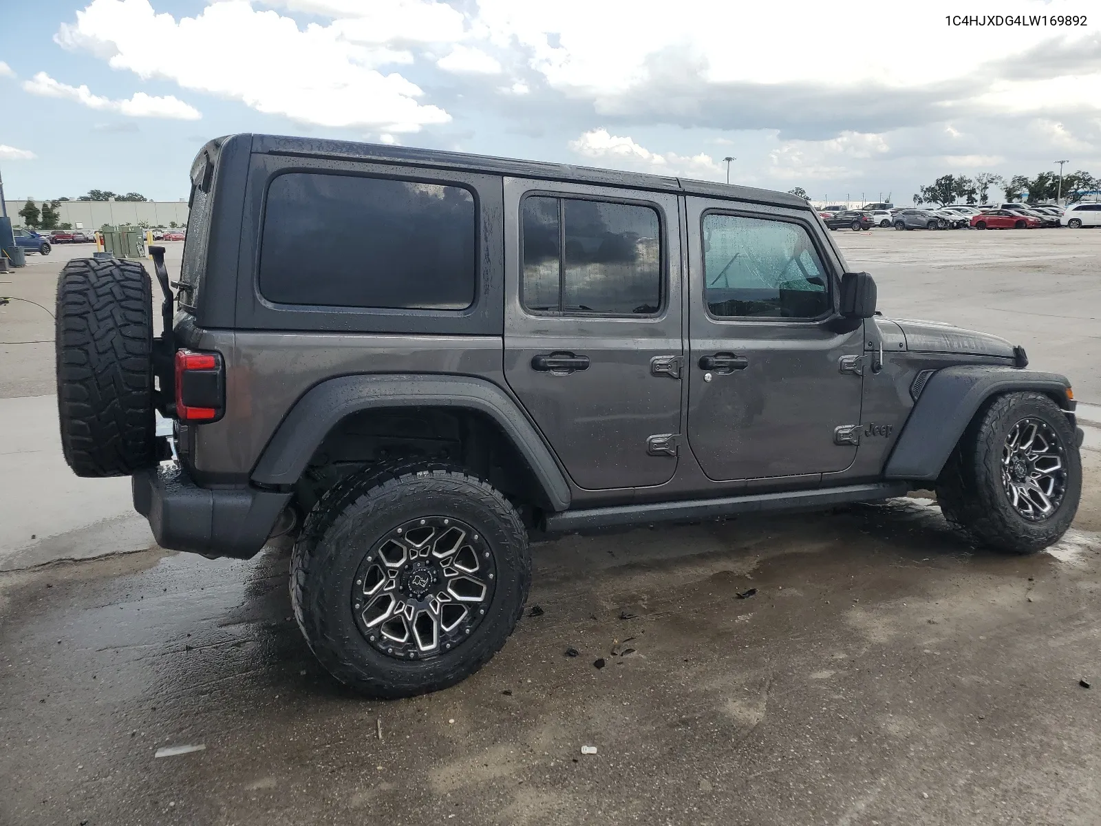 2020 Jeep Wrangler Unlimited Sport VIN: 1C4HJXDG4LW169892 Lot: 64164214